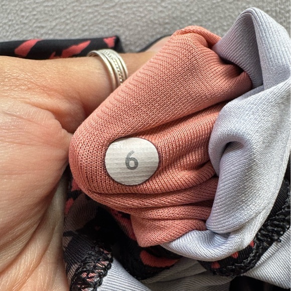 Lululemon Leggings High Times Pant (Full-On Luxtreme size 6 015-A - Picture 4 of 7